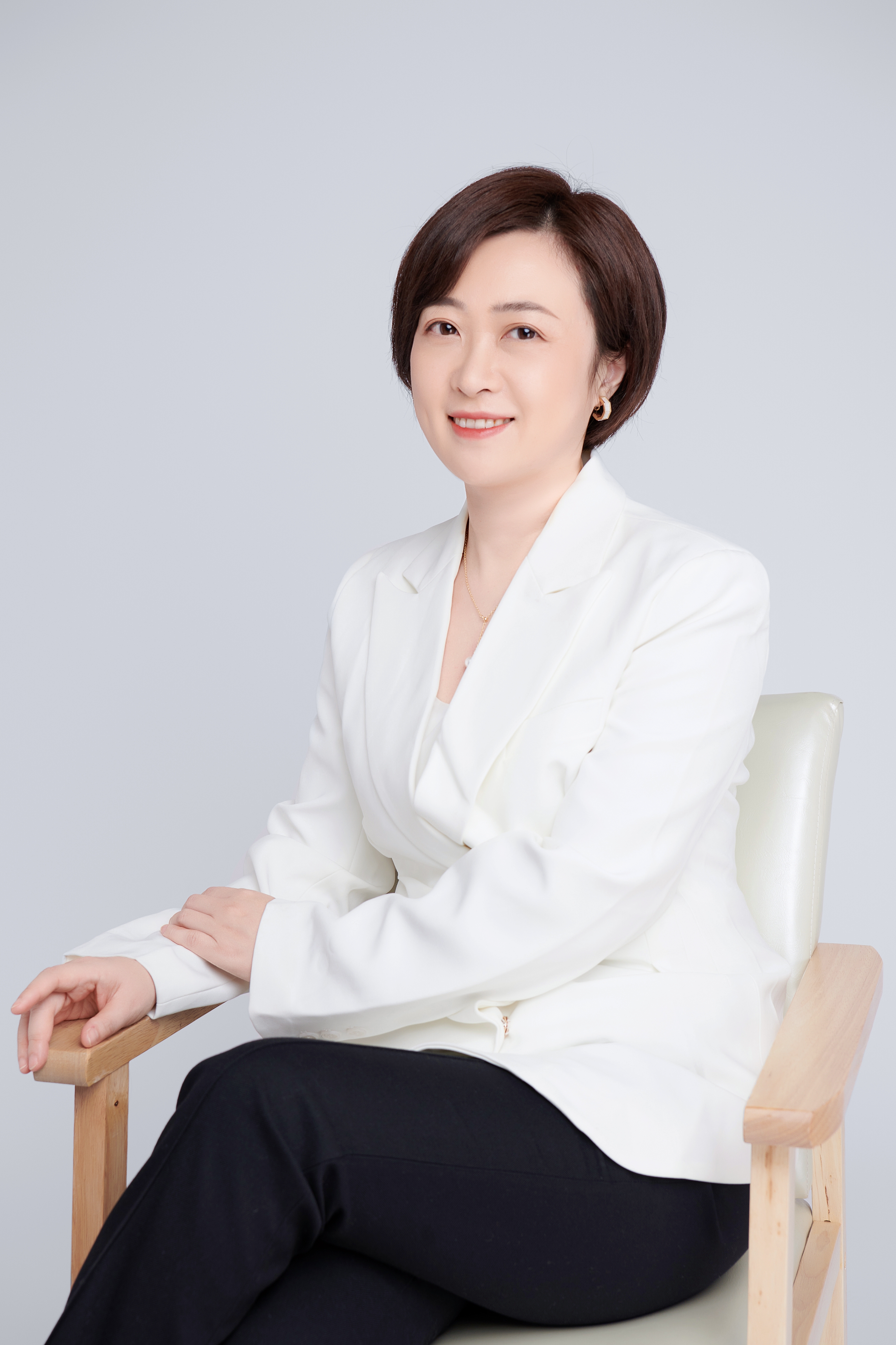 吕佳颖
